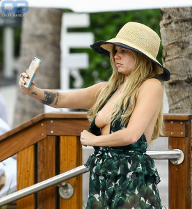 chanel west coast nude 842775
