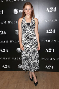mina sundwall woman walks ahead 006